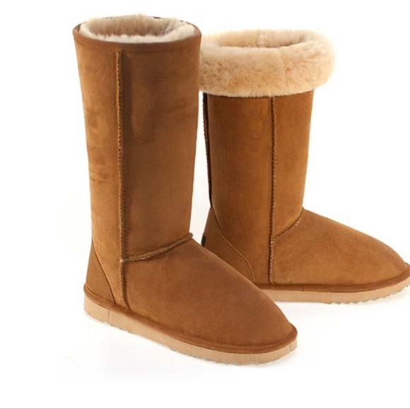 UGG Shoes - UGG AUSTRALIA SHEEPSKIN CLASSIC TALL BOOTS CHESTNUT SIZE 7 $200